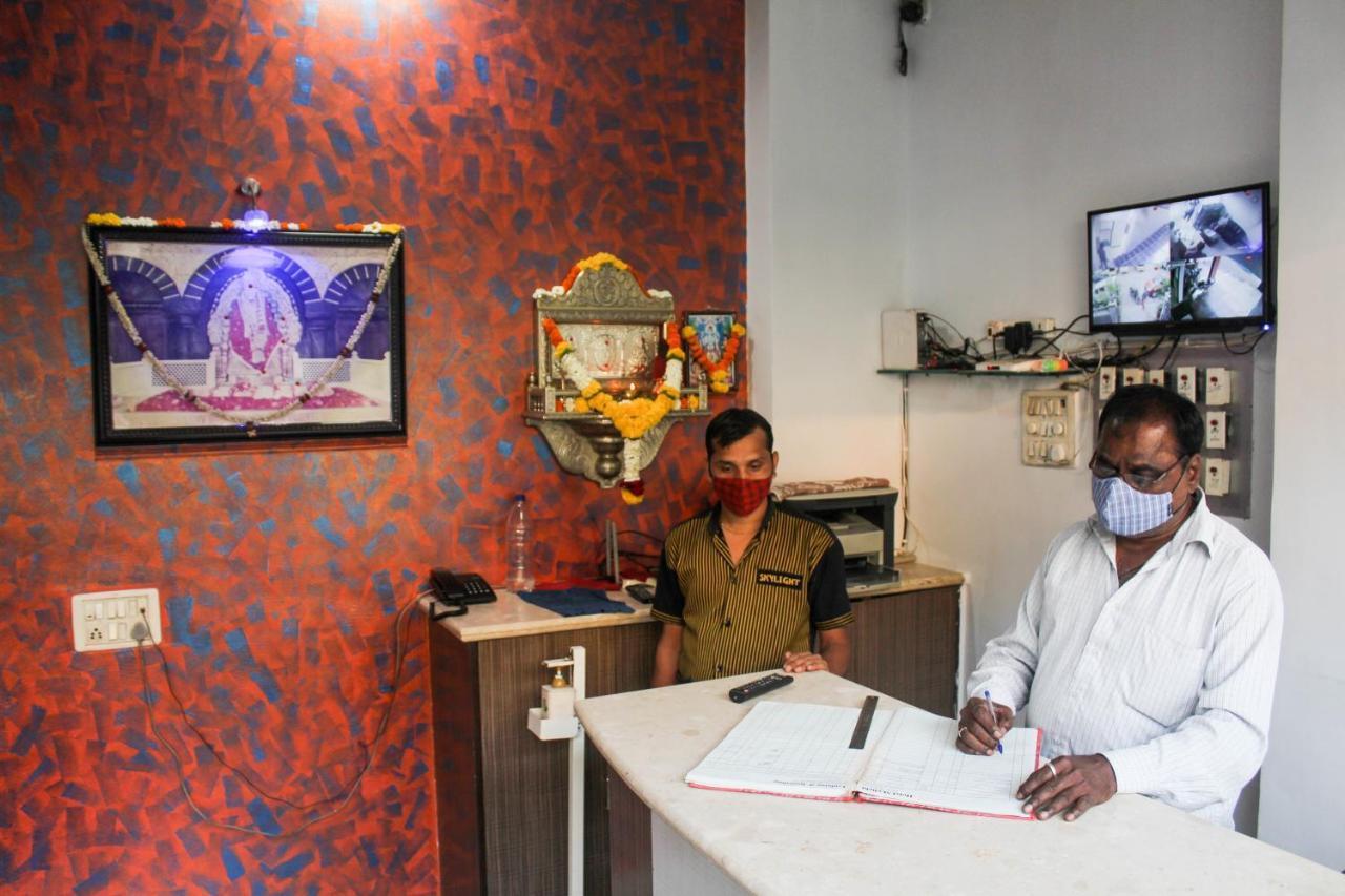 Hotel Skylight Navi Mumbai Eksteriør bilde